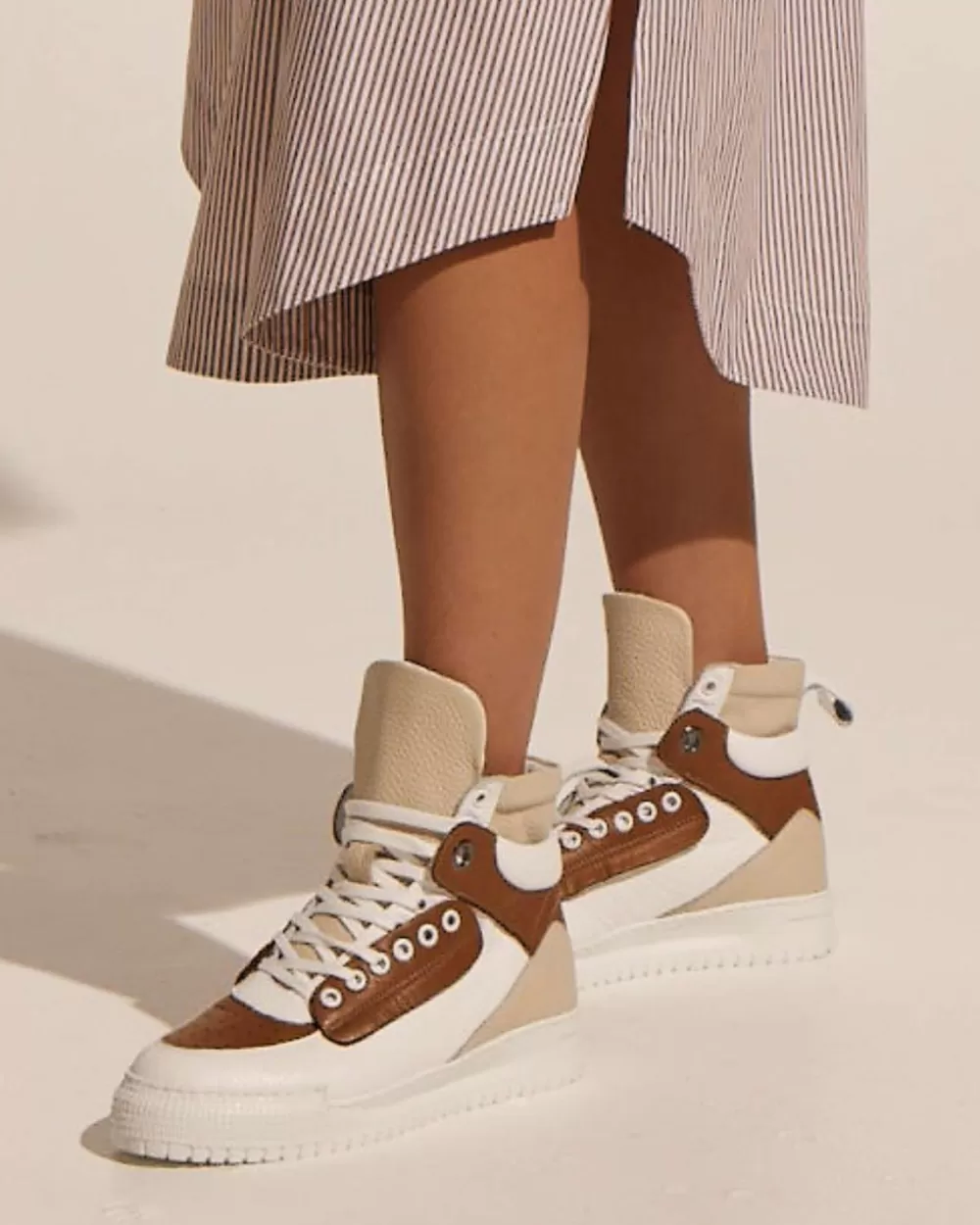 Women Zoe Kratzmann Vibe Sneaker-Mocha/White Leather